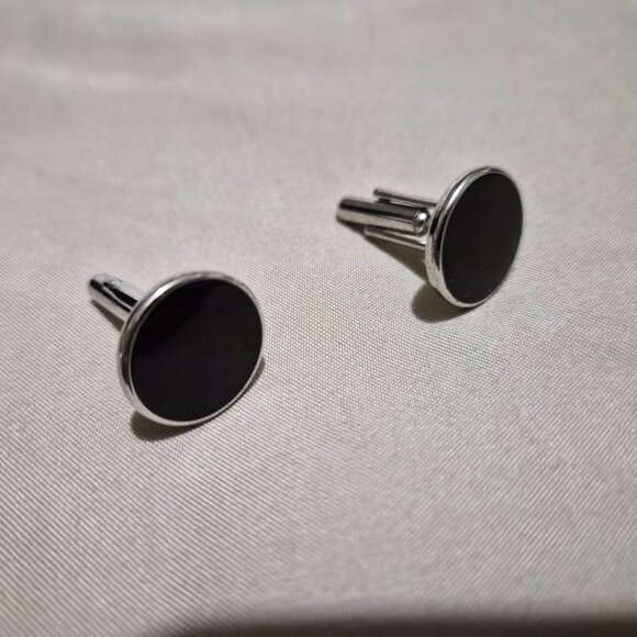 New Cuff Links Set - Picture 2 of 5